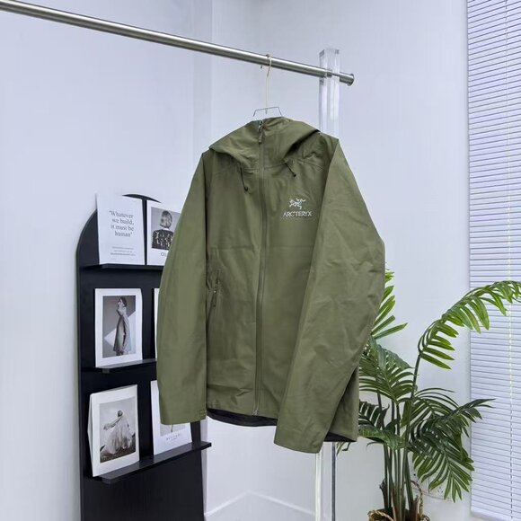 Arc'teryx Jacket - Picture 2 of 8